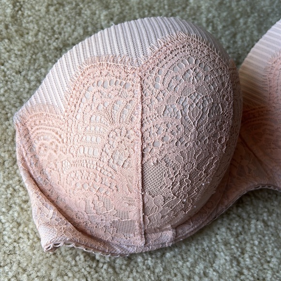 Light Pink Victorias Secret Lace Dream Angels Multi Way Bra - Picture 2 of 8